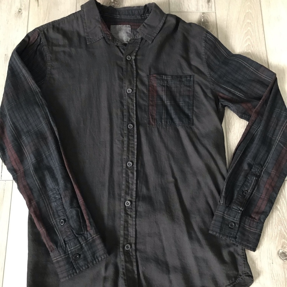 On The Byas Button Up Shirt Black Plaid Medium